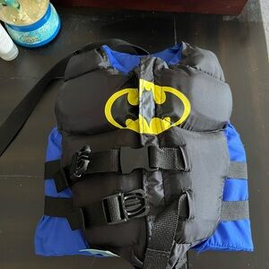 Batman Swim Vest. 30-50lb user weight limit. Like new.
